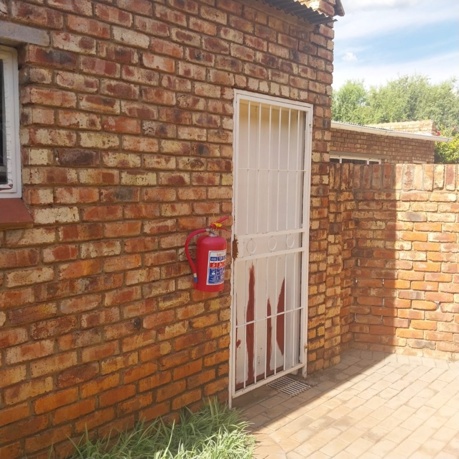 2 Bedroom Property for Sale in New Park Northern Cape